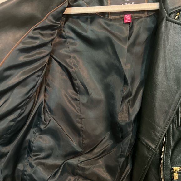 Vince Green Leather Jacket with Asymmetrical Zipper and Quilted Shoulders - Picture 5 of 5